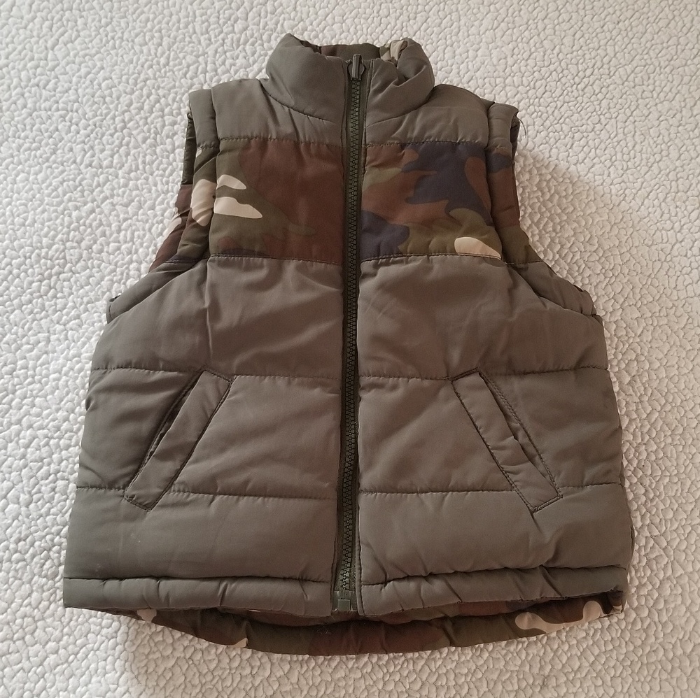 Puffer Vest - Picture 3 of 4